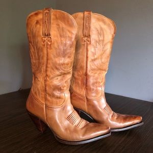 Lucchese Charlie One Horse Cowboy Boots. 9 B